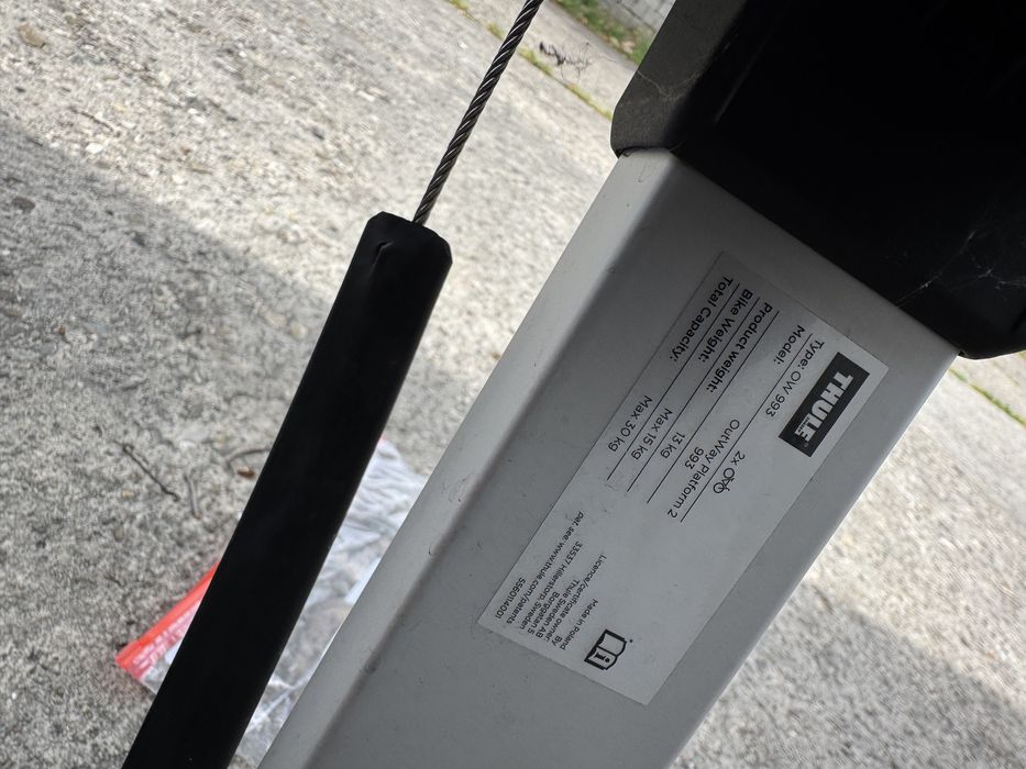 Велоплатформа велобагажник велокріплення на задню дверку ляду Thule Outway Platform 993001