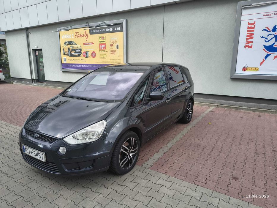 Samochód marki Ford s-max