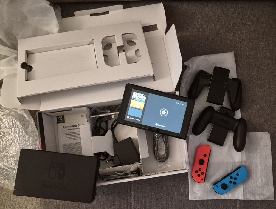 Nintendo Switch V1 HAC-001 + Joy-Con Neon + Dock + komplet w pudełku