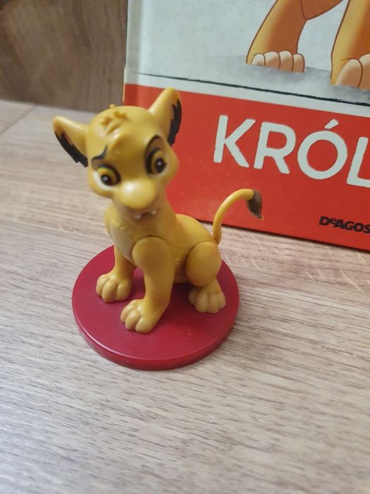 Książka I figurka audiobook Deagostini disney Król Lew