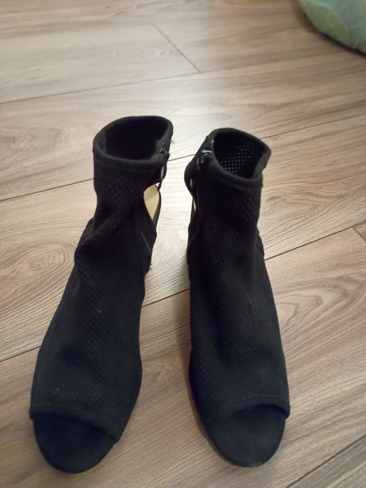 Buty r 41 .stan dmbardzi dobry