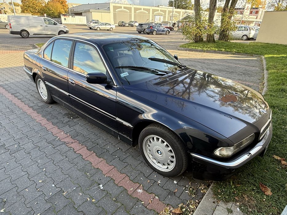 BMW Seria 7