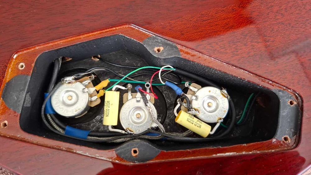 Guitarra ESP LTD EC 1000 Deluxe Amber Sunburst - Gibson Gotoh