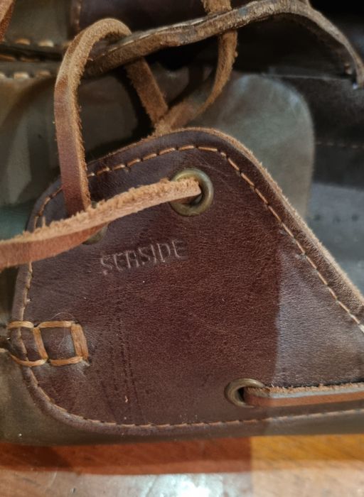 Sapatos castanhos  em pele Seaside