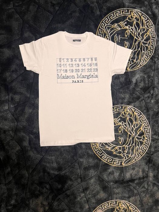 Футболки Maison Margiela,MM6(мейсон марджела,мм6) /Розмір М,С
