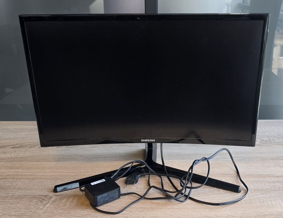 Монитор Dell P24-10шт.