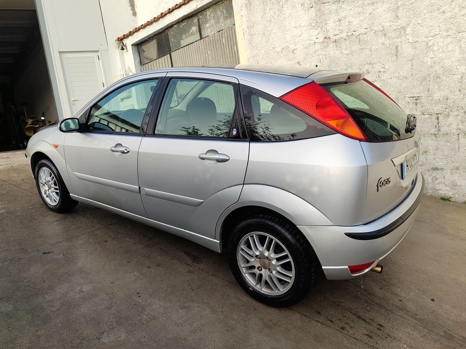 Ford Focus 1.6 Ghia 31.000km
