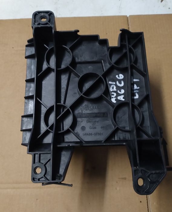 Wzmacniacz Tunner radia Audi A6 C6 Lift