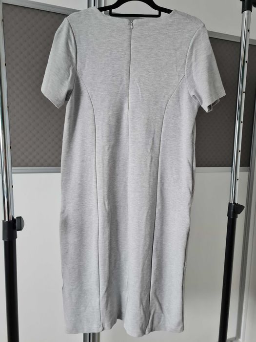 Sukienka szara, R. 44