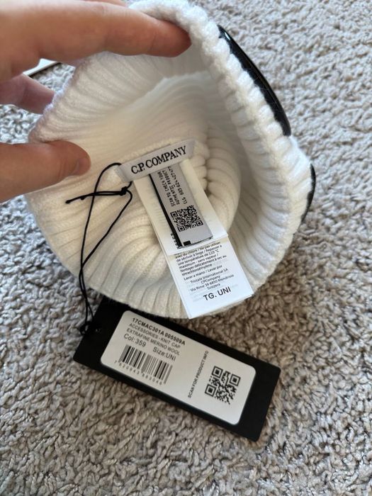 Шапка C. P. Company Goggle Extra Fine Merino Wool