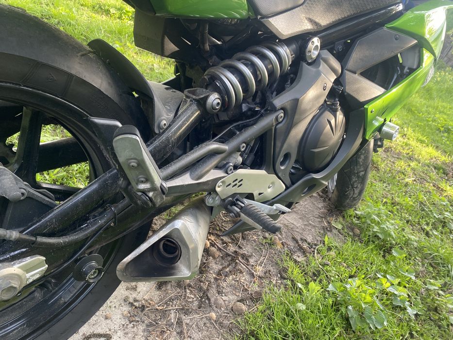 Kawasaki ER6F/EX650C/ninja