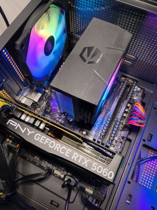 Okazja !!! Komputer do Gier RTX5060 8gb Ryzen5 16gb ram dysk 1tb ssd