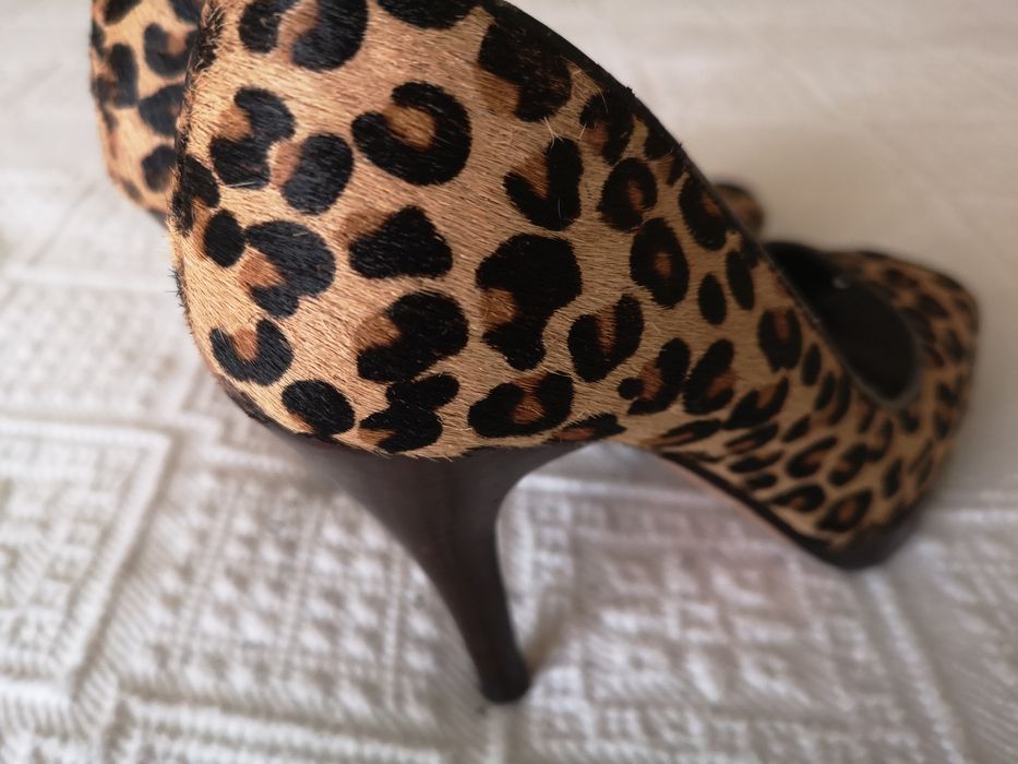Sapatos da Aldo de pêlo - padrão leopardo N°38
