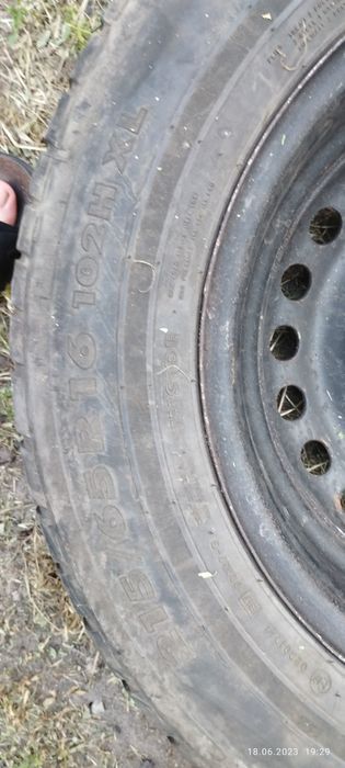 Продам колесо под запаску