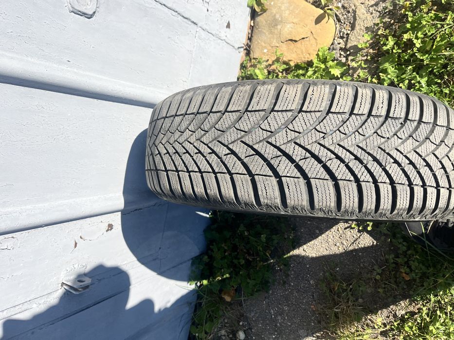 Зимові шини semperit 205 60 16 4 шт