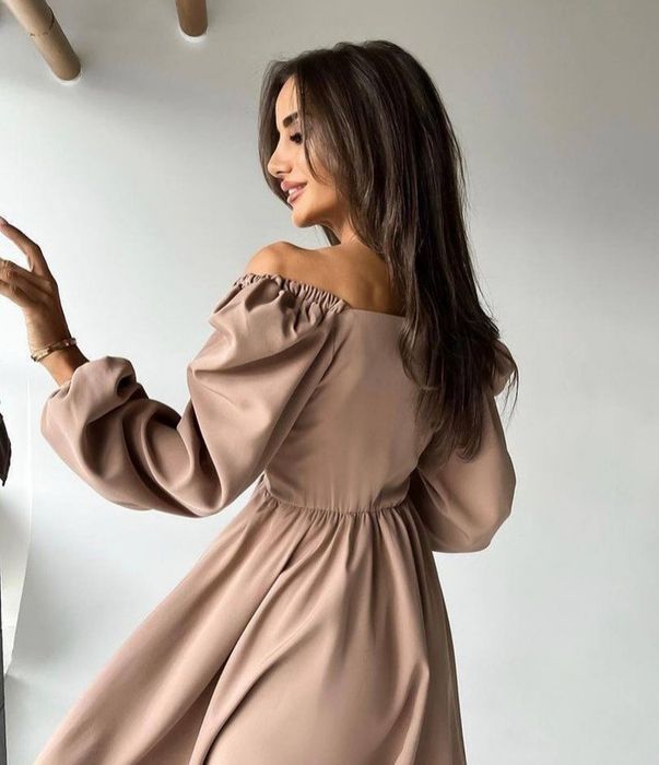 Дуже витончена гарна сукня