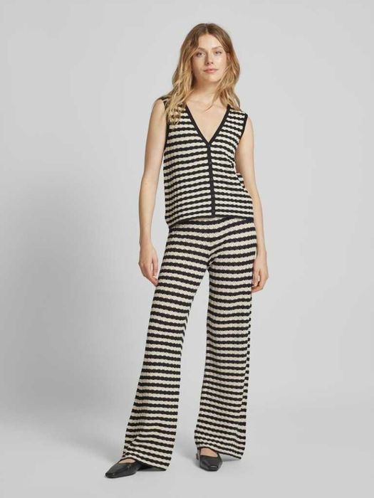 Dzianinowe spodnie Jake`s L