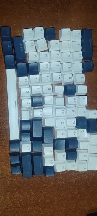 Продам нові кейкапи для механічної клавіатури (87 keys, TKL)