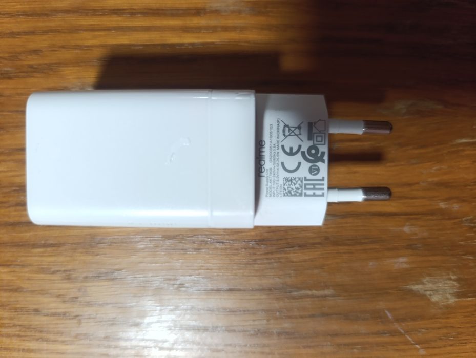 Realme Supervooc Original 150w . 67w . 45w . 33w . 20w . 18w . 10w