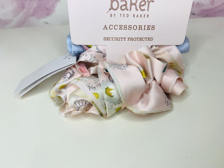 Frotki, gumki do włosów kwiatowe Ted Baker