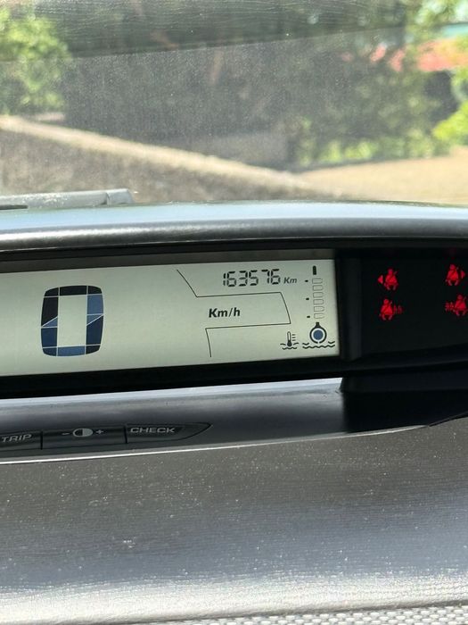 Citroën C4 1.6 HDi 110 VTR Pack