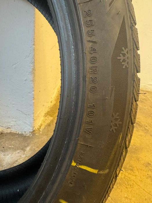 Opony zimowe 255/40/R20