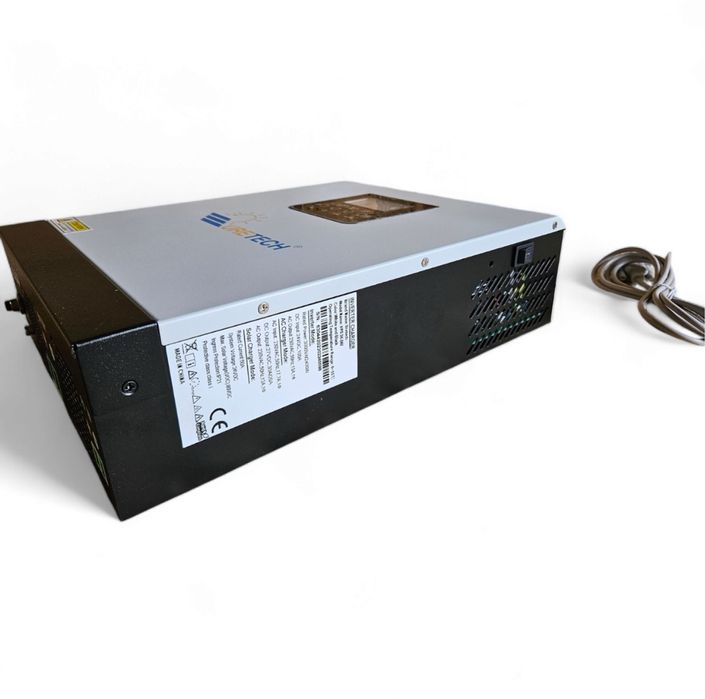 Гібридний інвертор 3кВт на 24в 220 В UreTECH