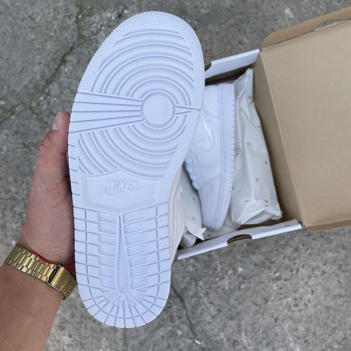 Nike Air Jordan 1 Low DV0990 111 женские кроссовки жіночі кросівки