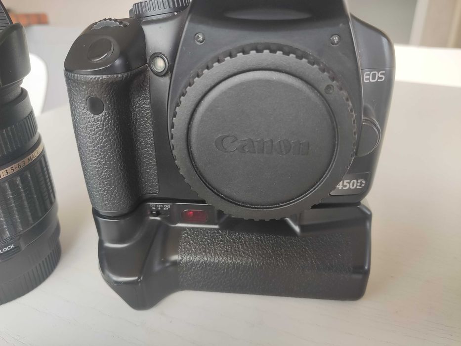 Máquina fotográfica Canon EOS 450d + Tamron 18-200mm