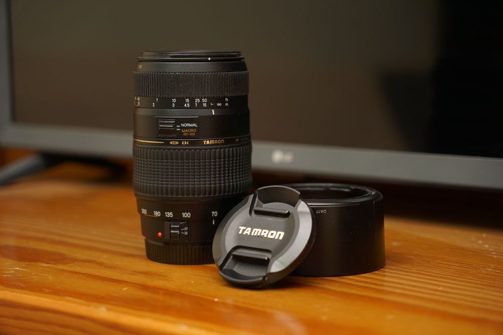 Objetiva Tamron AF 70-300mm F/4-5.6 XR Di LD Macro - Canon EF-mount