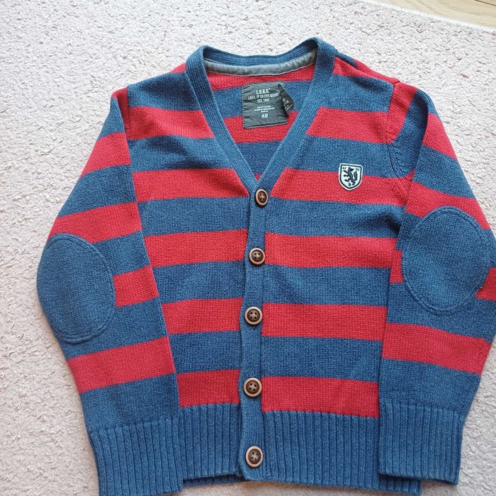 Sweter chłopięcy, r.110/116