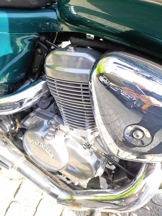 Honda VT 600 Shadow (Apenas 11.000 km) – Estado de Coleção / 100% Original