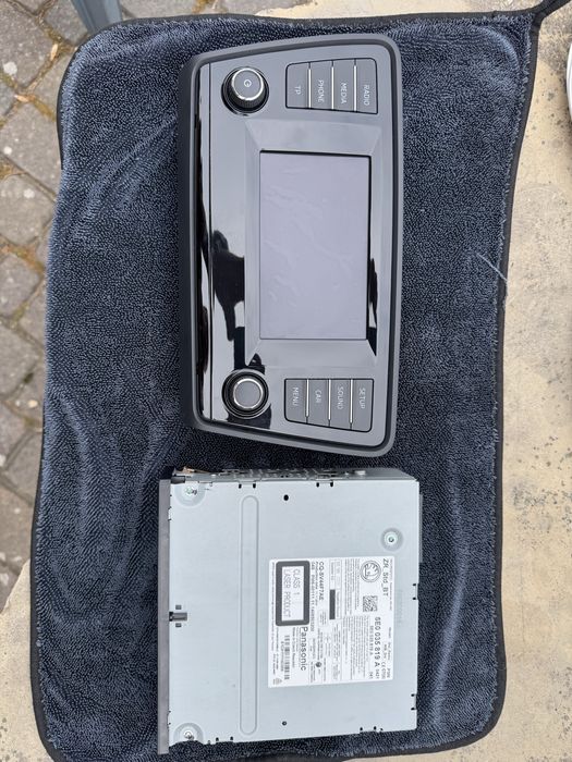 Radio Skoda 5E0 919 605/5E0 035 819 A