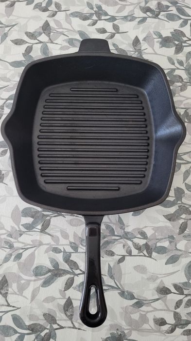 Frigideira Grill Quadrada em Ferro Fundido - ERNESTO