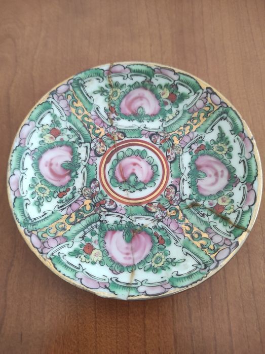 Prato em porcelana chinesa