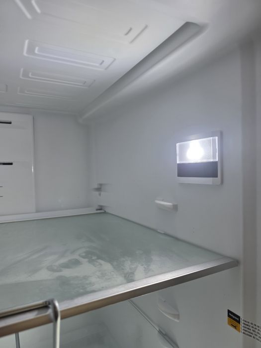 Frigorífico Combinado HOTPOINT HA70BE 72 X (No Frost - 195.5 cm - 444