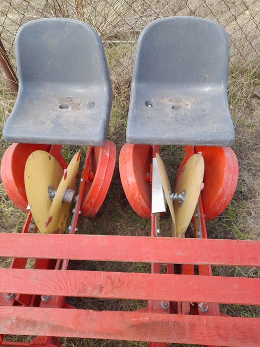 Расадосажатель 2-х рядний