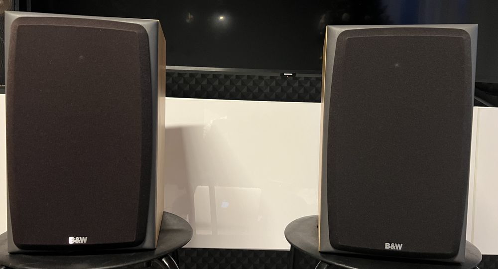 Kolumny B&W DM303
