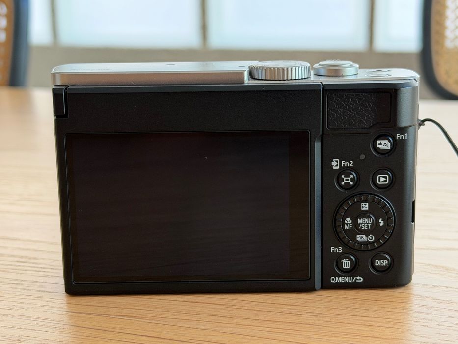 Máquina fotográfica Panasonic Lumix TZ99
