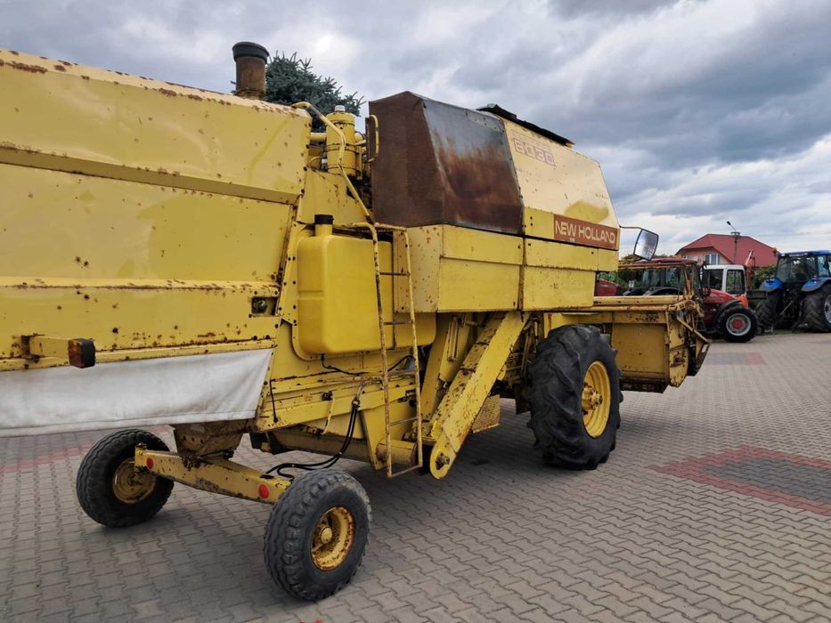 Kombajn zbożowy New Holland 8030 heder 3m transport 8040 ,1540 claas