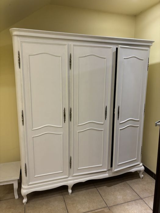 sypialnia w stylu ludwikowskim