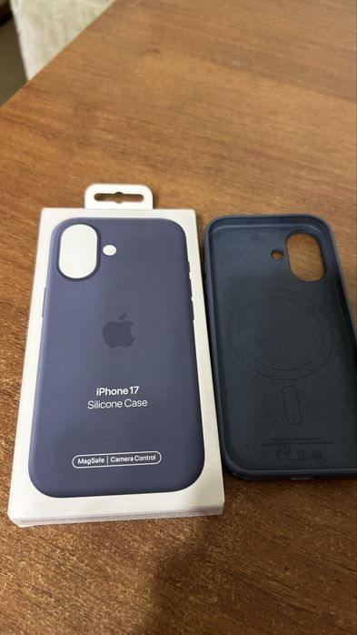 Продам б/у чохол для iphone 17