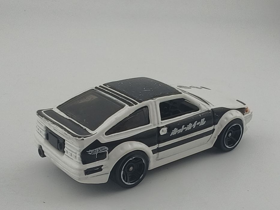 Hot Wheels Toyota AE86 Corolla