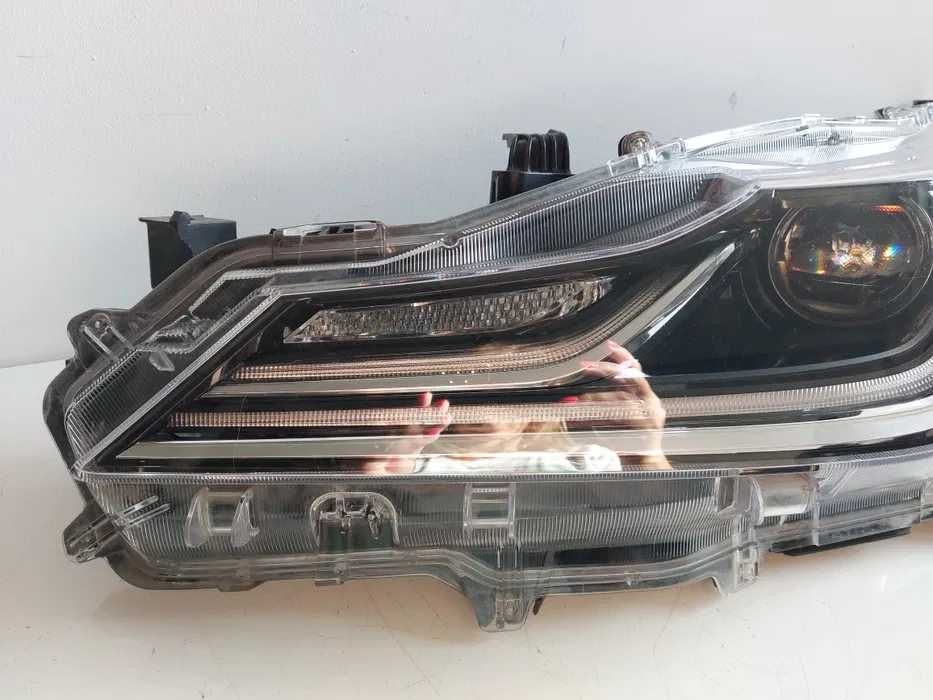 Lampa przednia lewa Toyota E210 E21 19- Full Led Europa