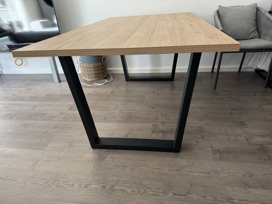 Mesa de sala de jantar