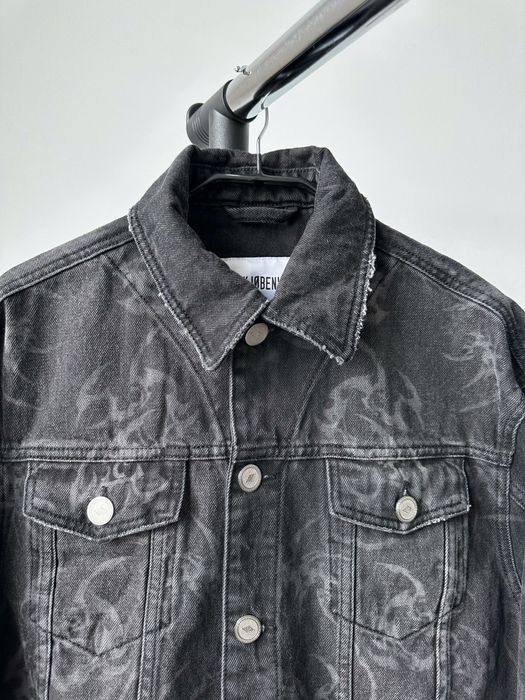 Оригінальна джинсова куртка тракер Han Kjobenhavn Laser Tribal Denim Jacket Black Washed