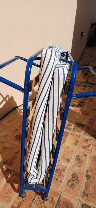 Cama de hóspede individual