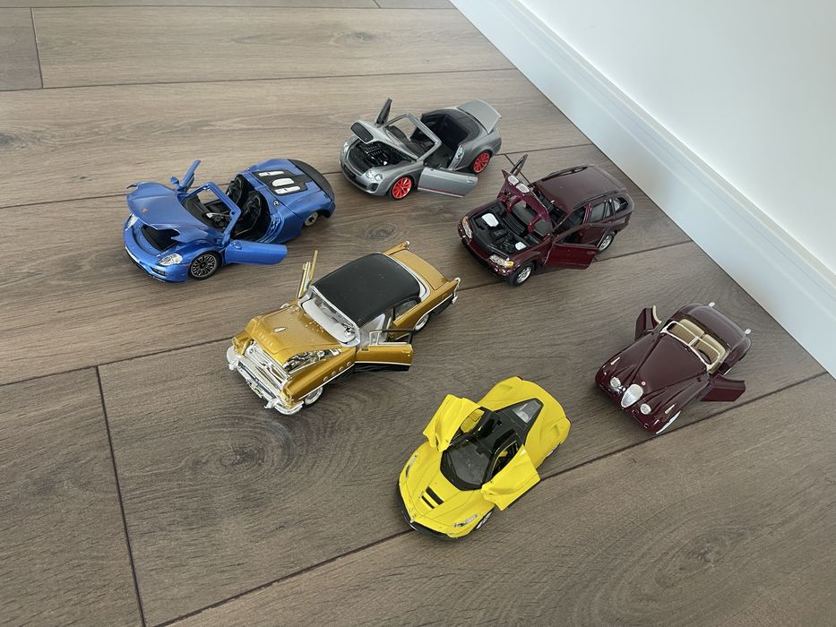 Машинки Колекційні, Kinsmart, Hot Wheels - Хот Вілс та ін.