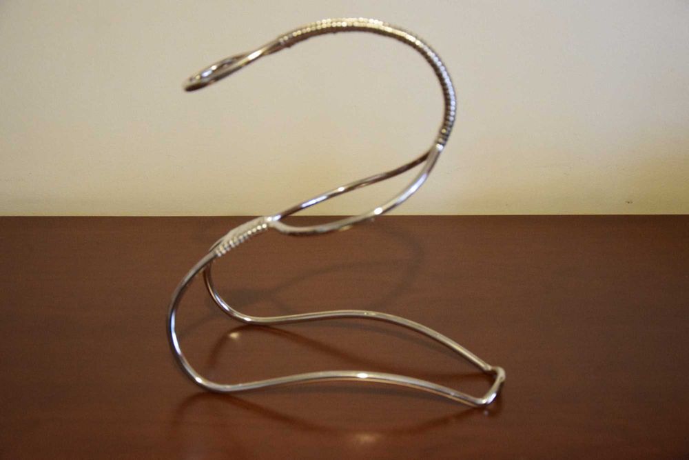 Porta Garrafa de Vinho  decorativo  Elegante e Moderno _Banho de Prata