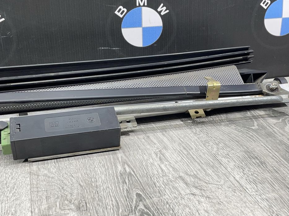 Задня Електро Шторка BMW E34 Код:409
